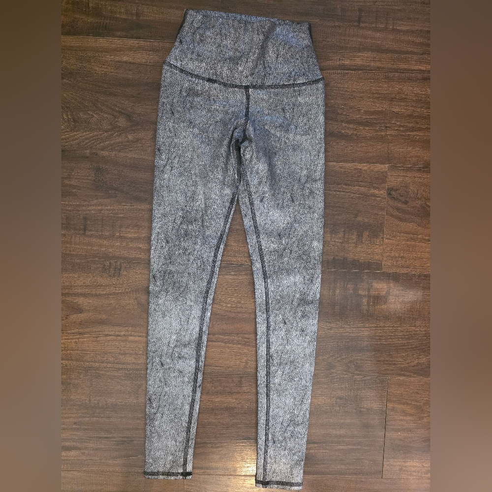 ALO Yoga Heathered Gray Crackle High-Waist Leggings